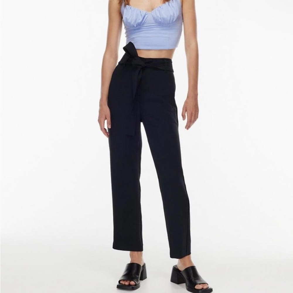 Aritzia Black Women's Pants size 0